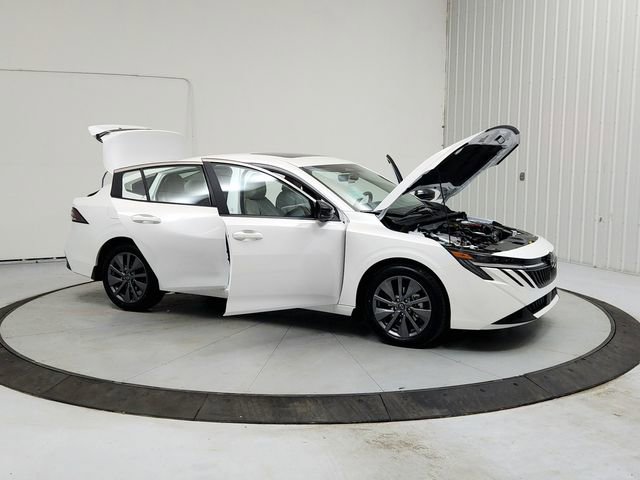 New 2026 Nissan Sentra SL w/ Floor Mat Package image 9