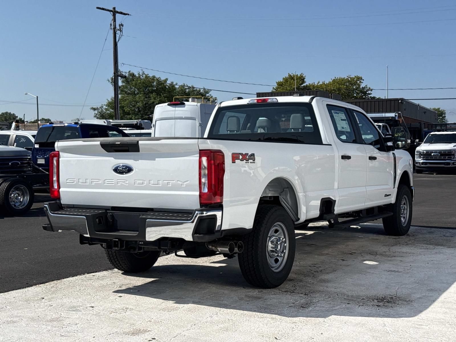 New 2026 Ford F350 XL w/ FX4 Off-Road Package AWD/4WD image 3