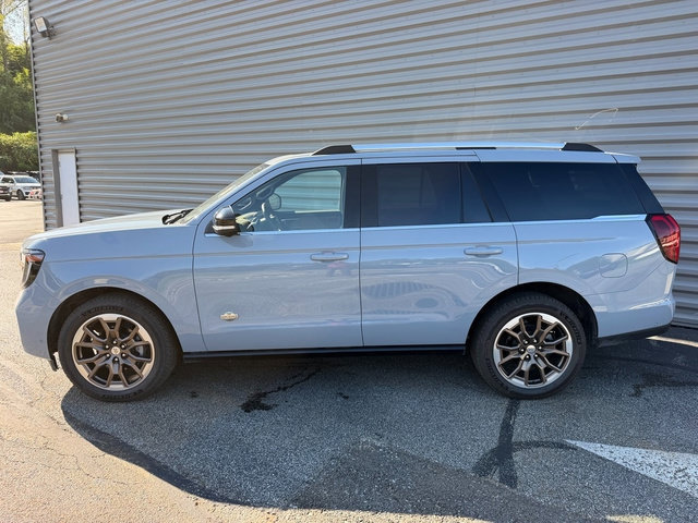 Certified 2025 Ford Expedition King Ranch AWD/4WD image 2