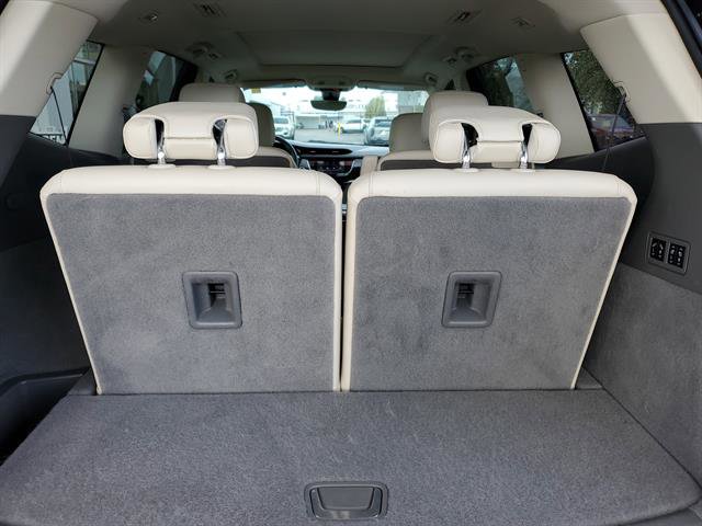 Used 2021 Cadillac XT6 Premium Luxury image 30