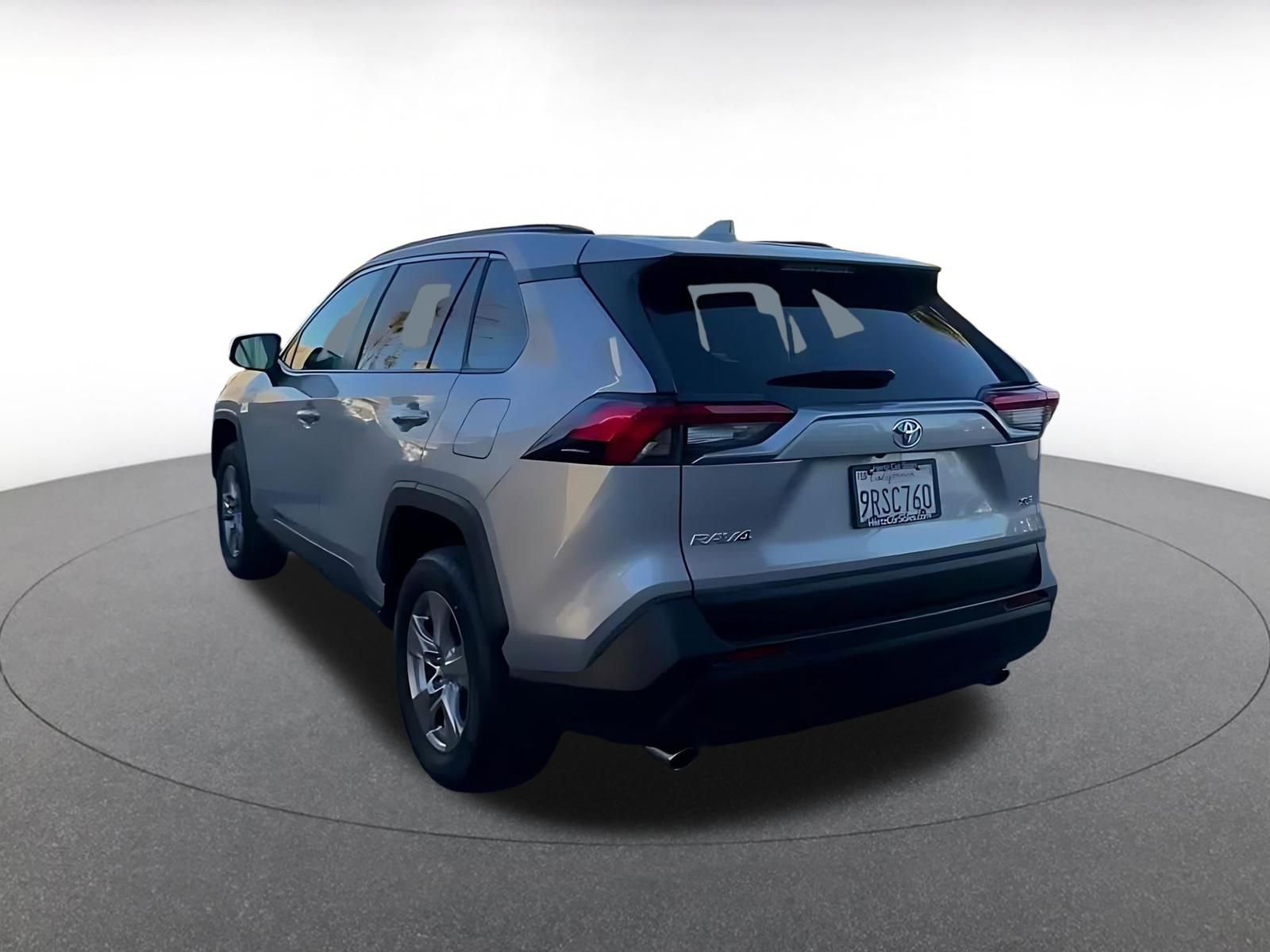 Used 2025 Toyota RAV4 XLE w/ Weather Package image 11