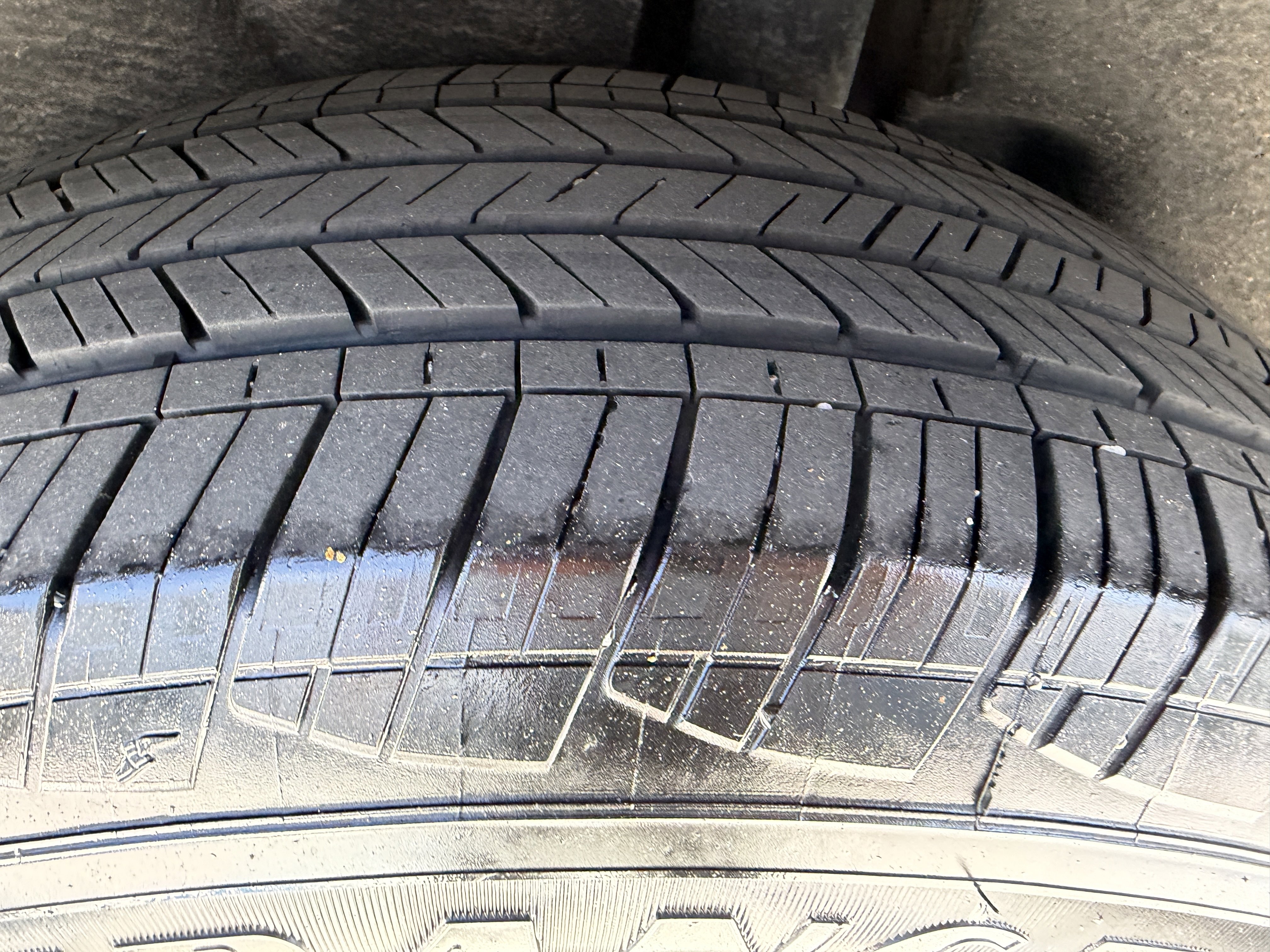 Used 2023 Volkswagen Tiguan S w/ Driver Assistance Package AWD/4WD image 33