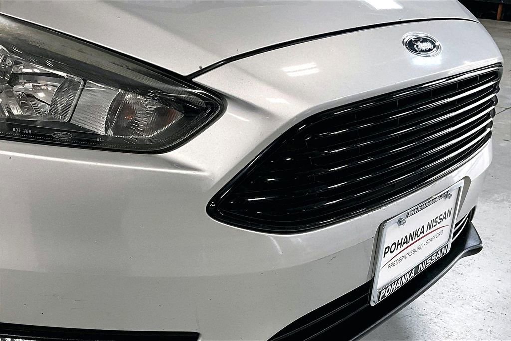 Used 2017 Ford Focus SE image 29