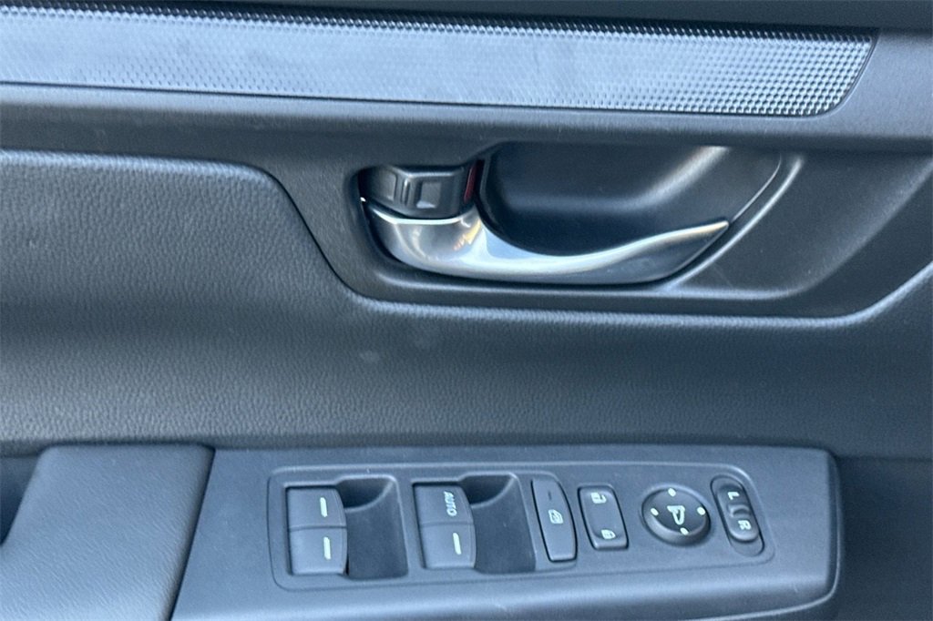 Certified 2025 Honda CR-V LX image 12