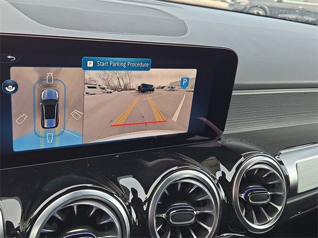 New 2026 Mercedes-Benz GLB 250 4MATIC image 13