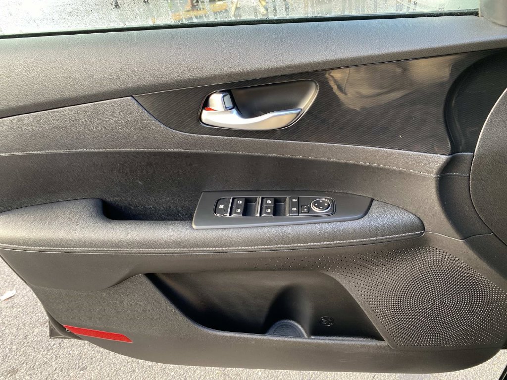 Used 2023 Kia Forte GT-Line FWD image 20
