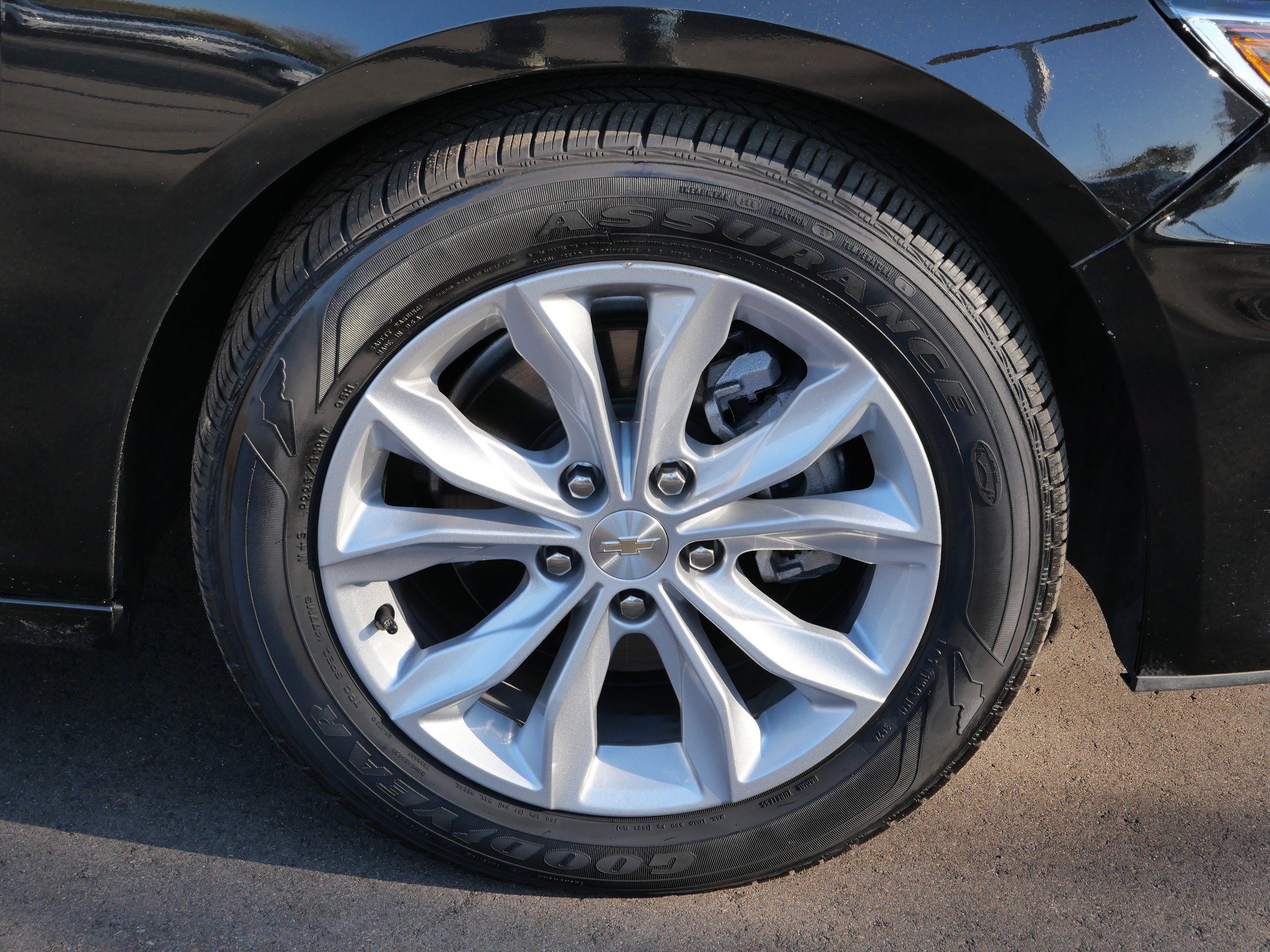 Used 2025 Chevrolet Malibu LT image 15