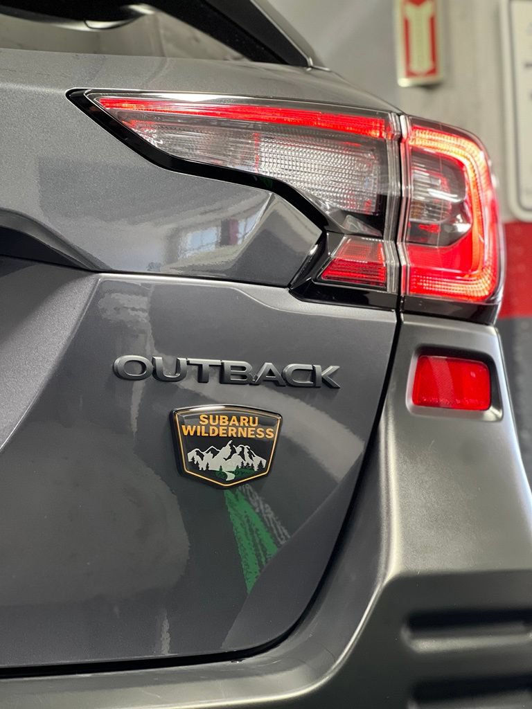 Used 2025 Subaru Outback Wilderness w/ Wilderness Package AWD/4WD image 10