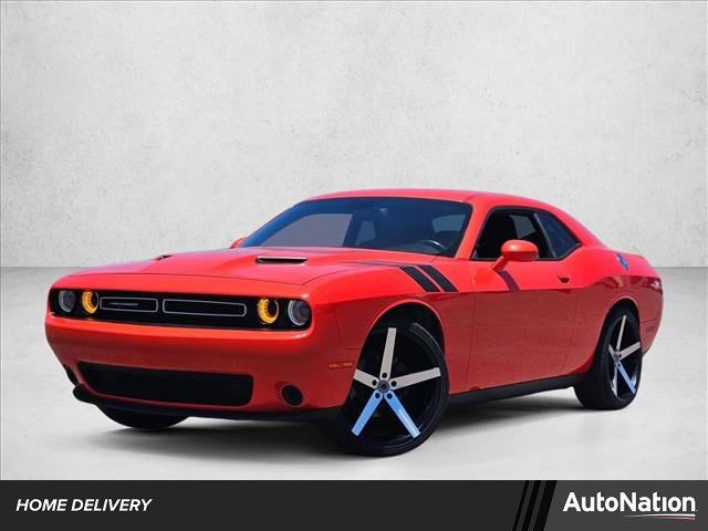 Used 2016 Dodge Challenger SXT
