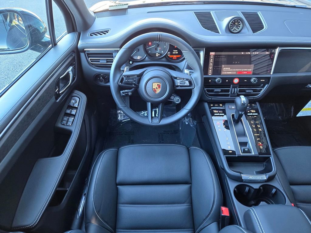 New 2026 Porsche Macan GTS AWD/4WD image 14