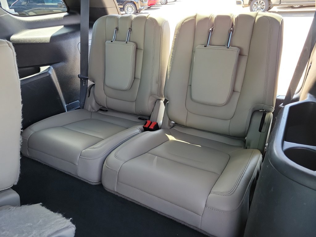 Used 2014 Ford Explorer Limited w/ Equipment Group 302A AWD/4WD image 27