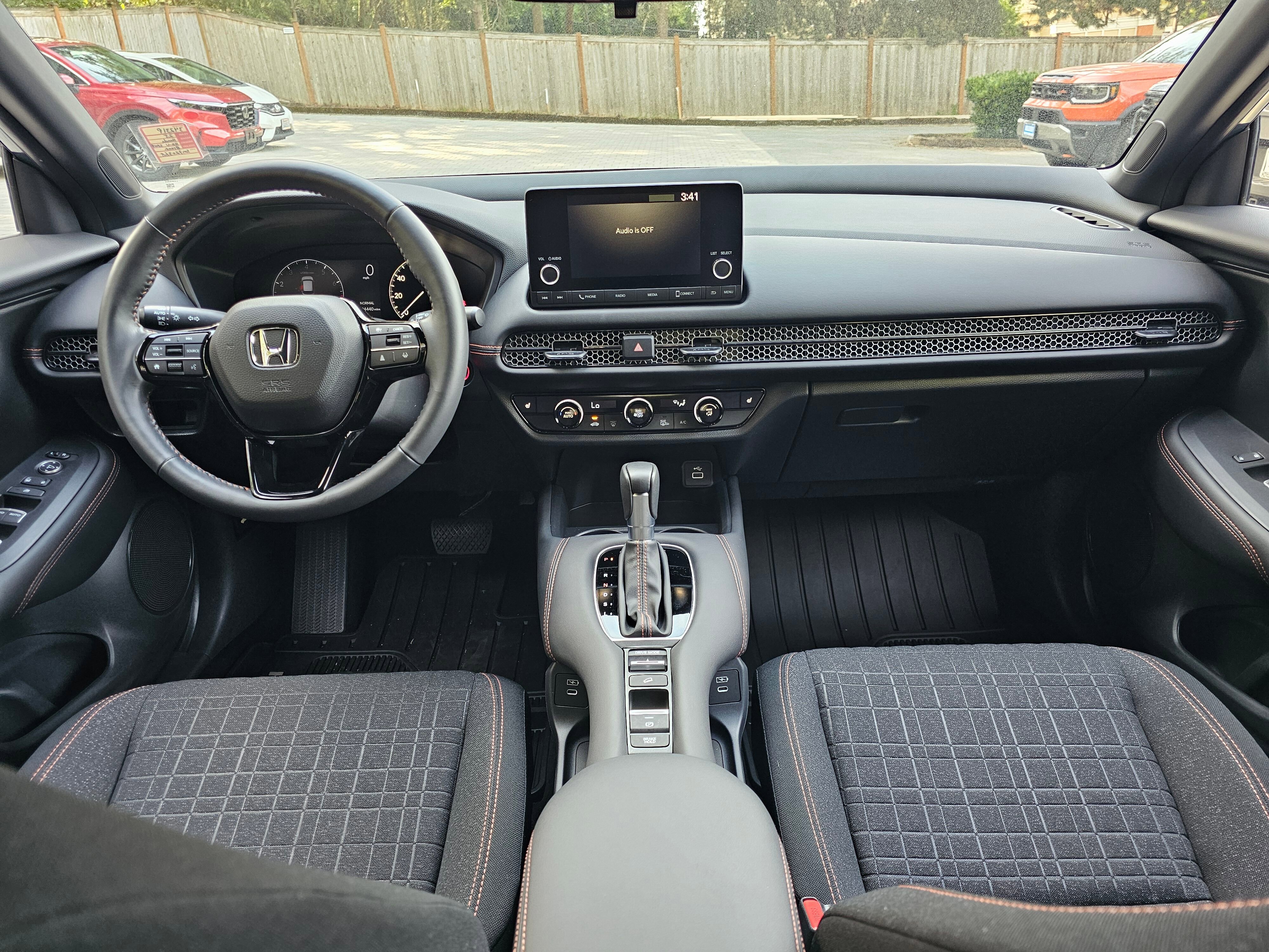 Certified 2025 Honda HR-V Sport image 19