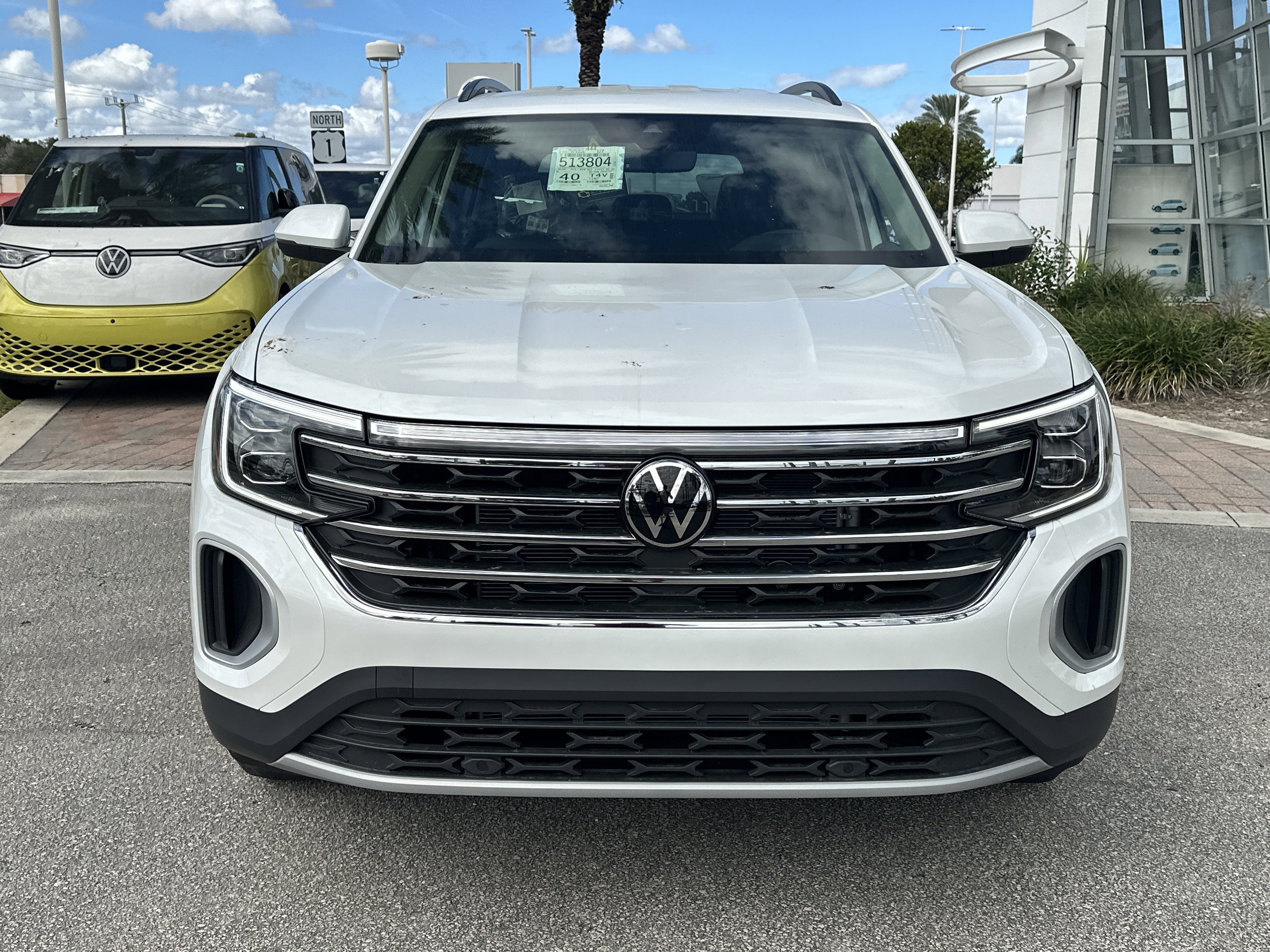 New 2026 Volkswagen Atlas SE image 3