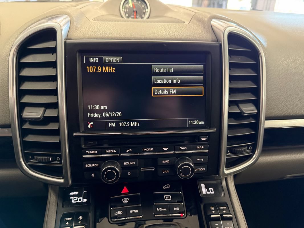 Used 2014 Porsche Cayenne Diesel Platinum Edition AWD/4WD image 9