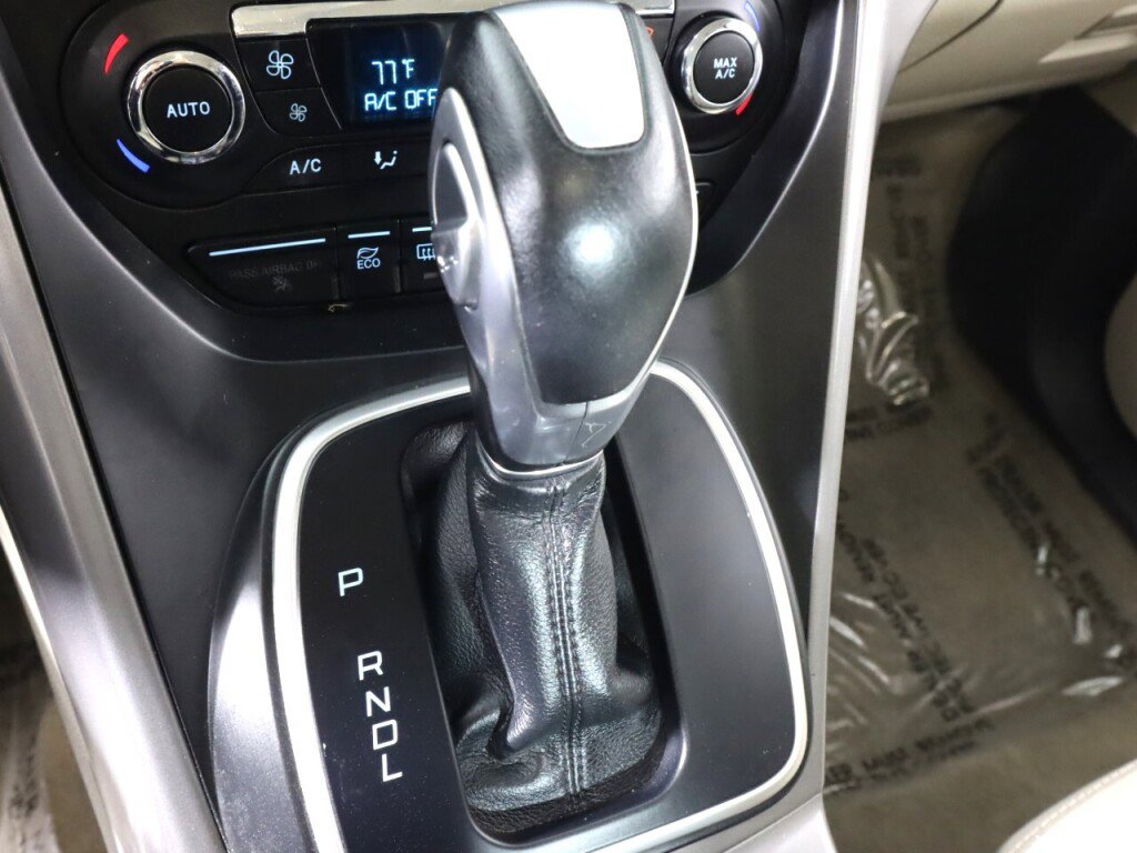 Used 2016 Ford C-MAX SE w/ Equipment Group 203A image 24