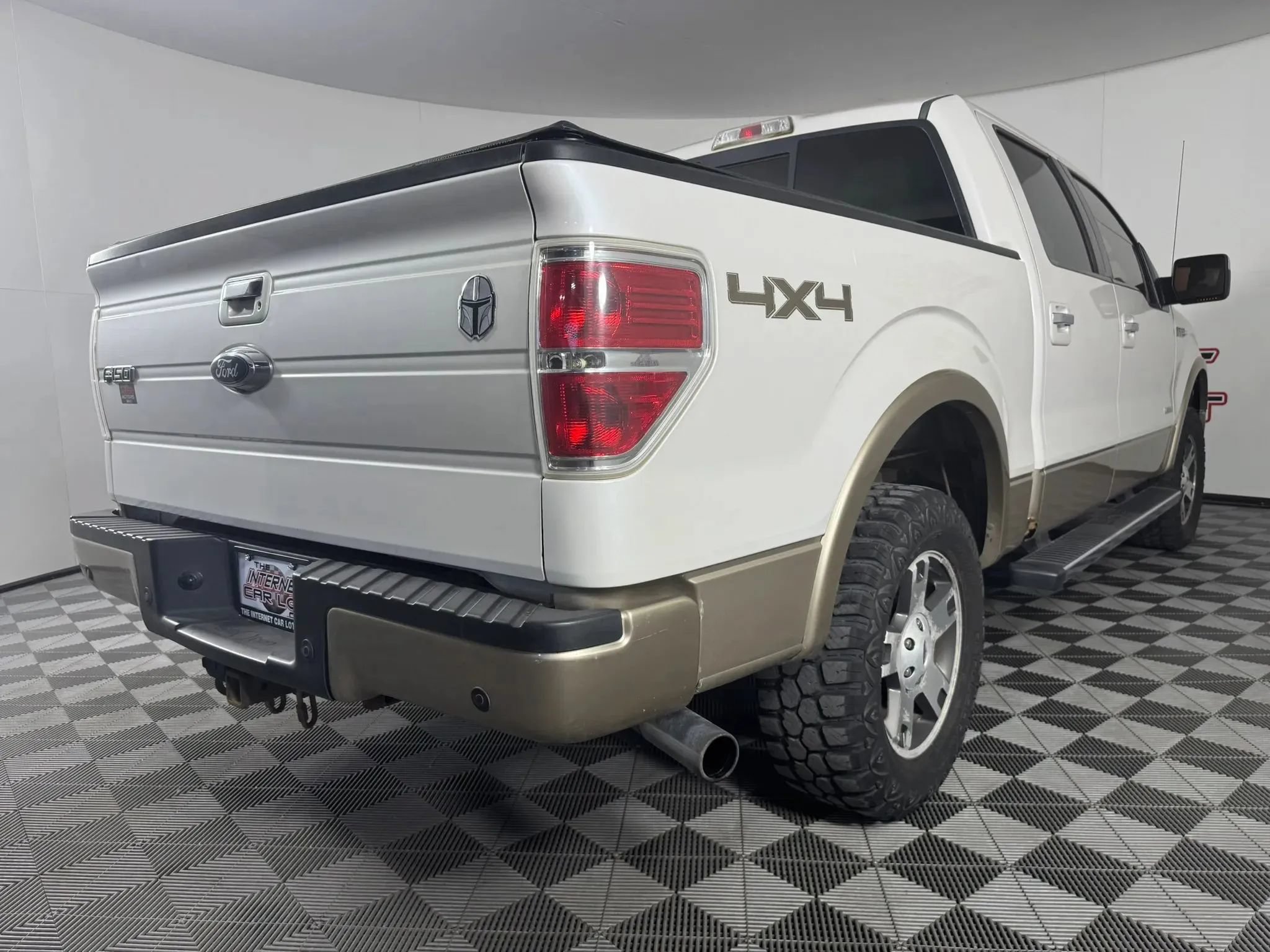 Used 2012 Ford F150 Lariat w/ Lariat Chrome Pkg AWD/4WD image 25