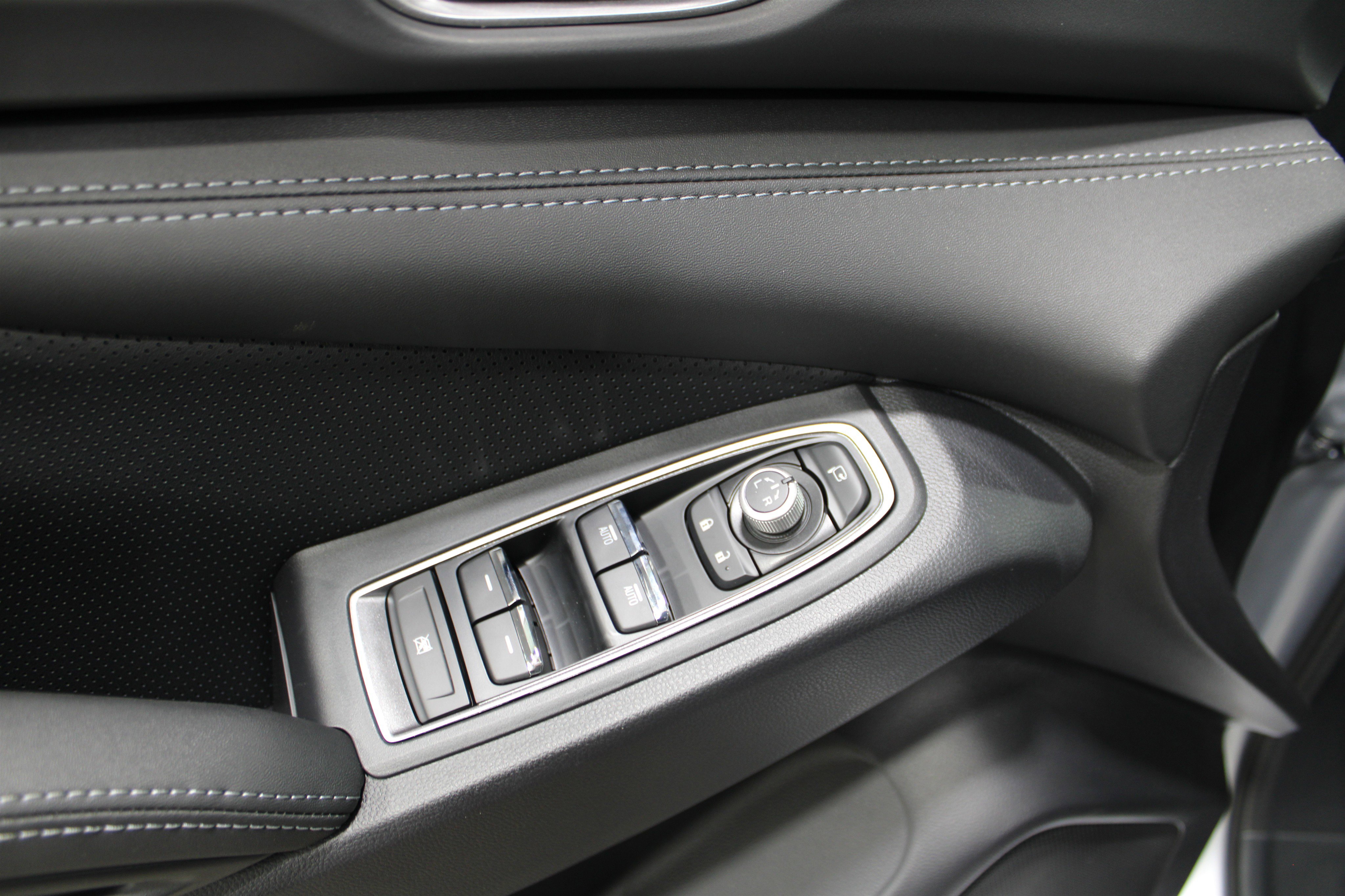 New 2025 Subaru Ascent Limited image 7