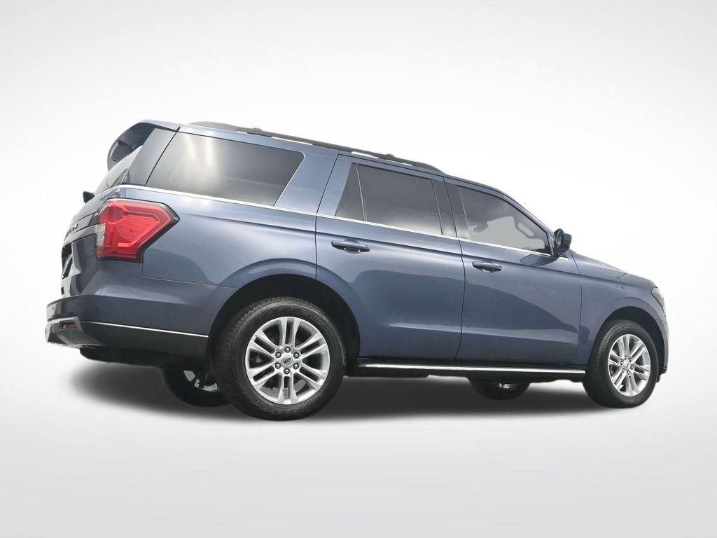 Used 2022 Ford Expedition XLT image 34