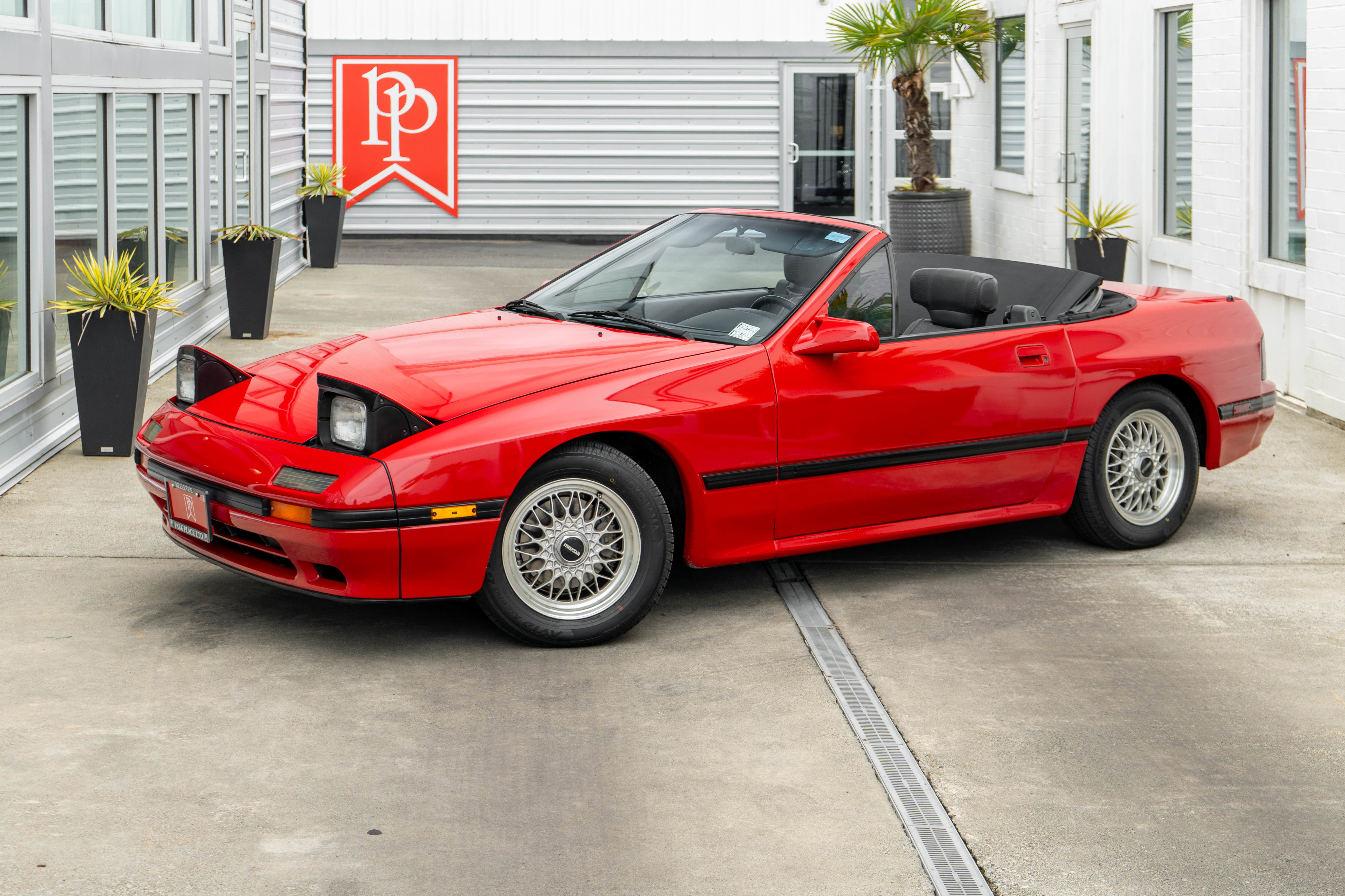 Used 1988 MAZDA RX-7 Convertible RWD image 2
