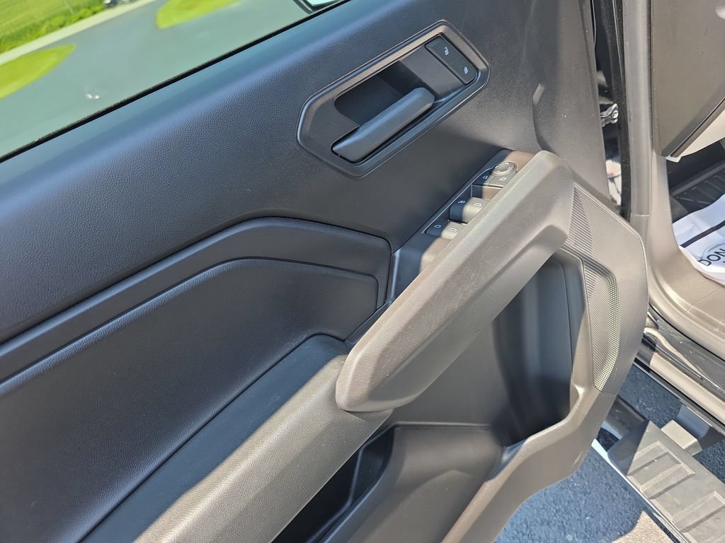 Used 2026 Chevrolet Colorado Trail Boss AWD/4WD image 11