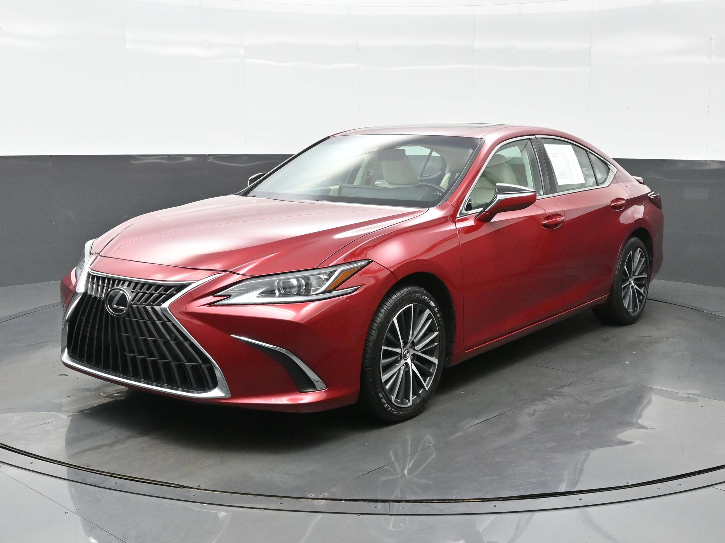 Used 2022 Lexus ES 250 w/ Premium Package image 1