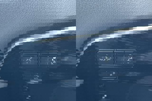 Used 2019 Toyota Prius Prime Premium image 33