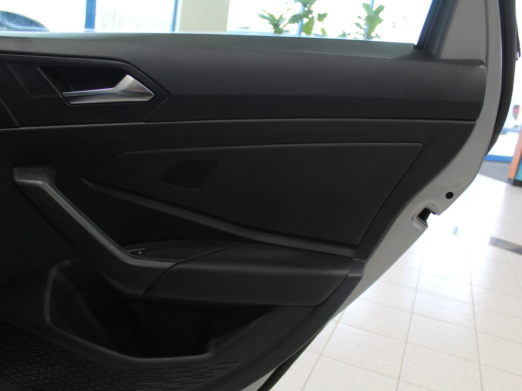 Used 2023 Volkswagen Jetta Sport image 22