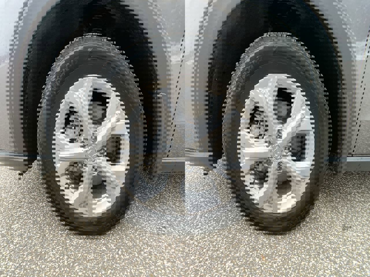 Used 2023 Honda HR-V LX image 11