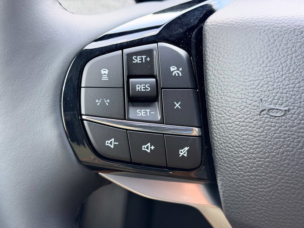 New 2027 Ford Explorer Platinum RWD image 22