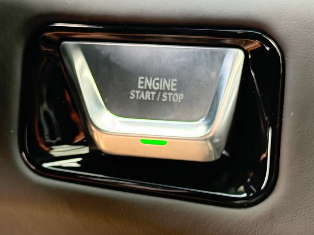 New 2026 GMC Yukon AT4 Ultimate AWD/4WD image 34