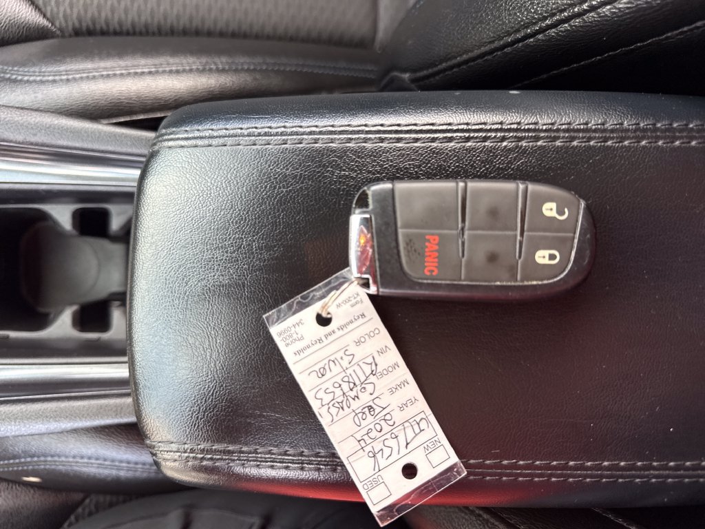Used 2024 Jeep Compass Latitude AWD/4WD image 31