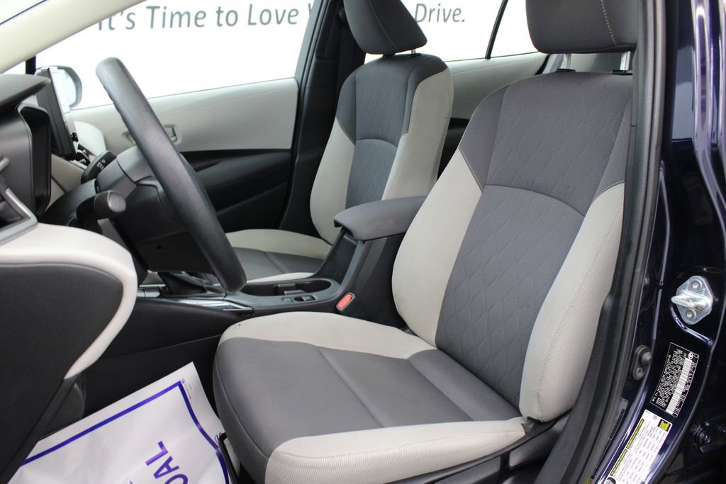 Used 2023 Toyota Corolla LE FWD image 13