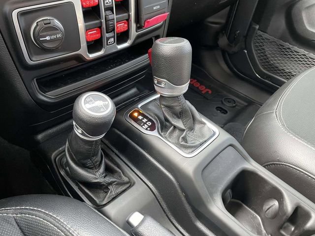 Used 2021 Jeep Gladiator Sport image 30