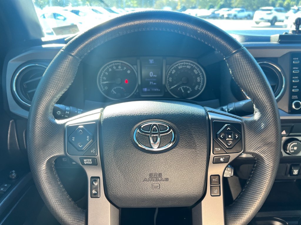 Used 2020 Toyota Tacoma TRD Off-Road AWD/4WD image 6