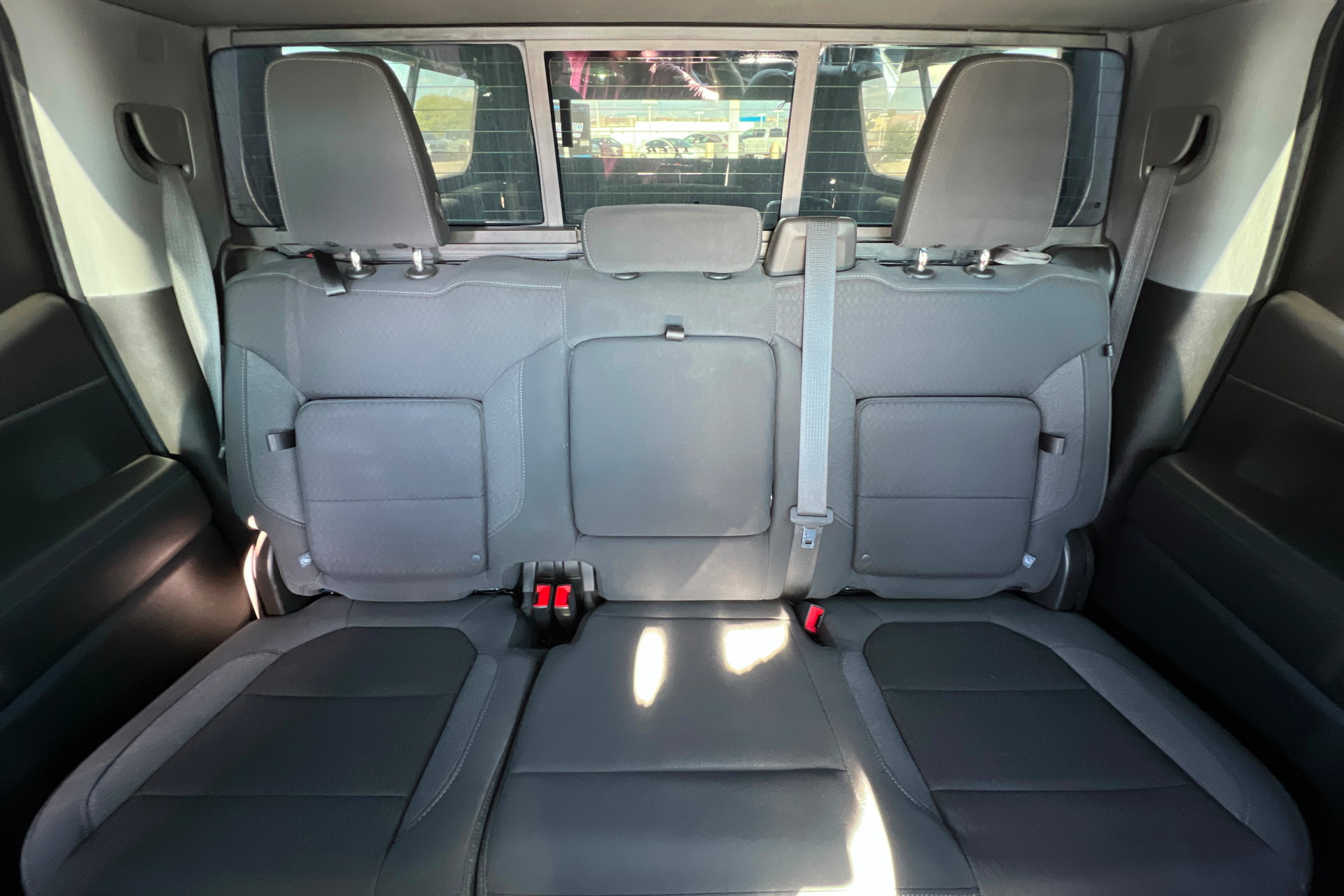 Used 2020 Chevrolet Silverado 1500 LT Trail Boss AWD/4WD image 25