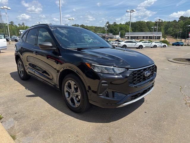 Used 2024 Ford Escape ST-Line w/ Tech Pack #1 AWD/4WD image 5