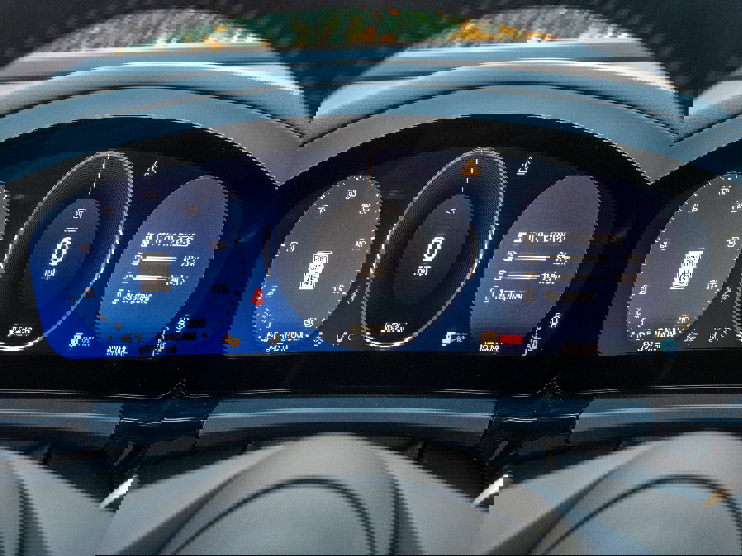 Certified 2025 Porsche Macan Electric image 20