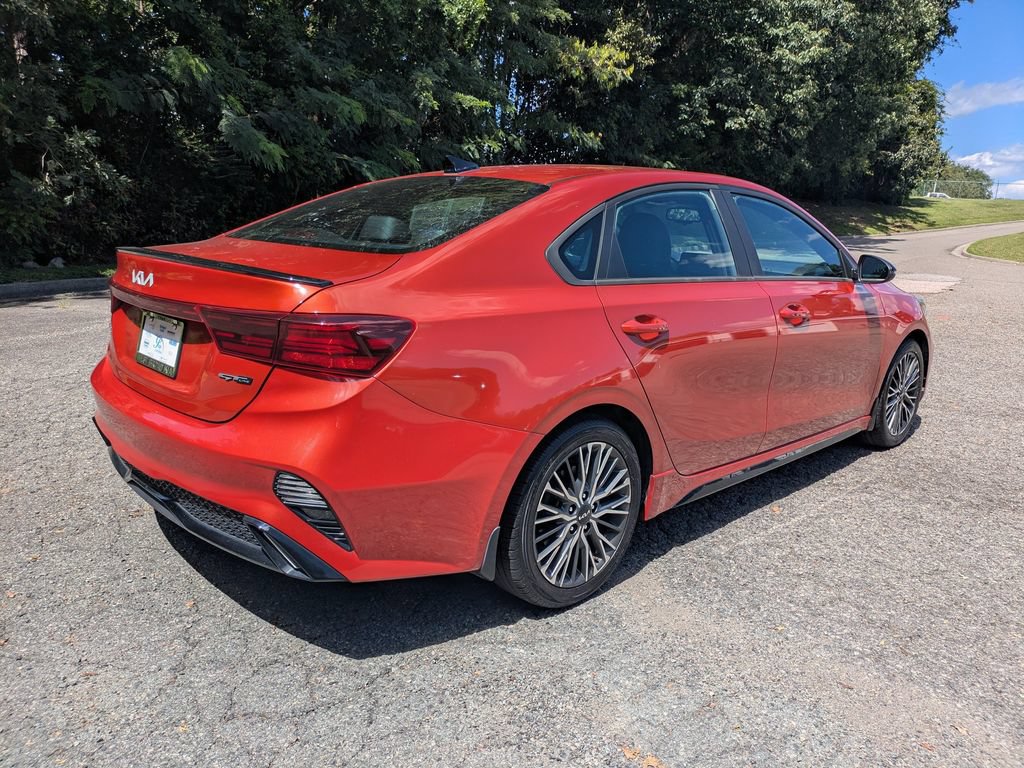 Used 2022 Kia Forte GT-Line w/ GT-Line Premium Package FWD image 4