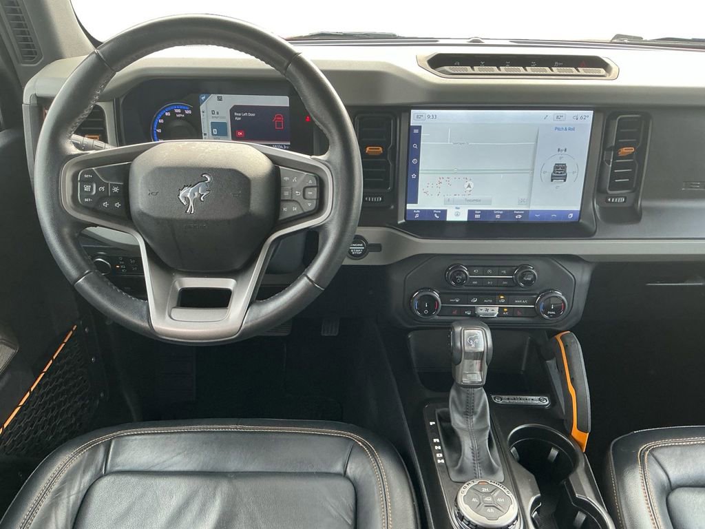 Used 2022 Ford Bronco Badlands image 17