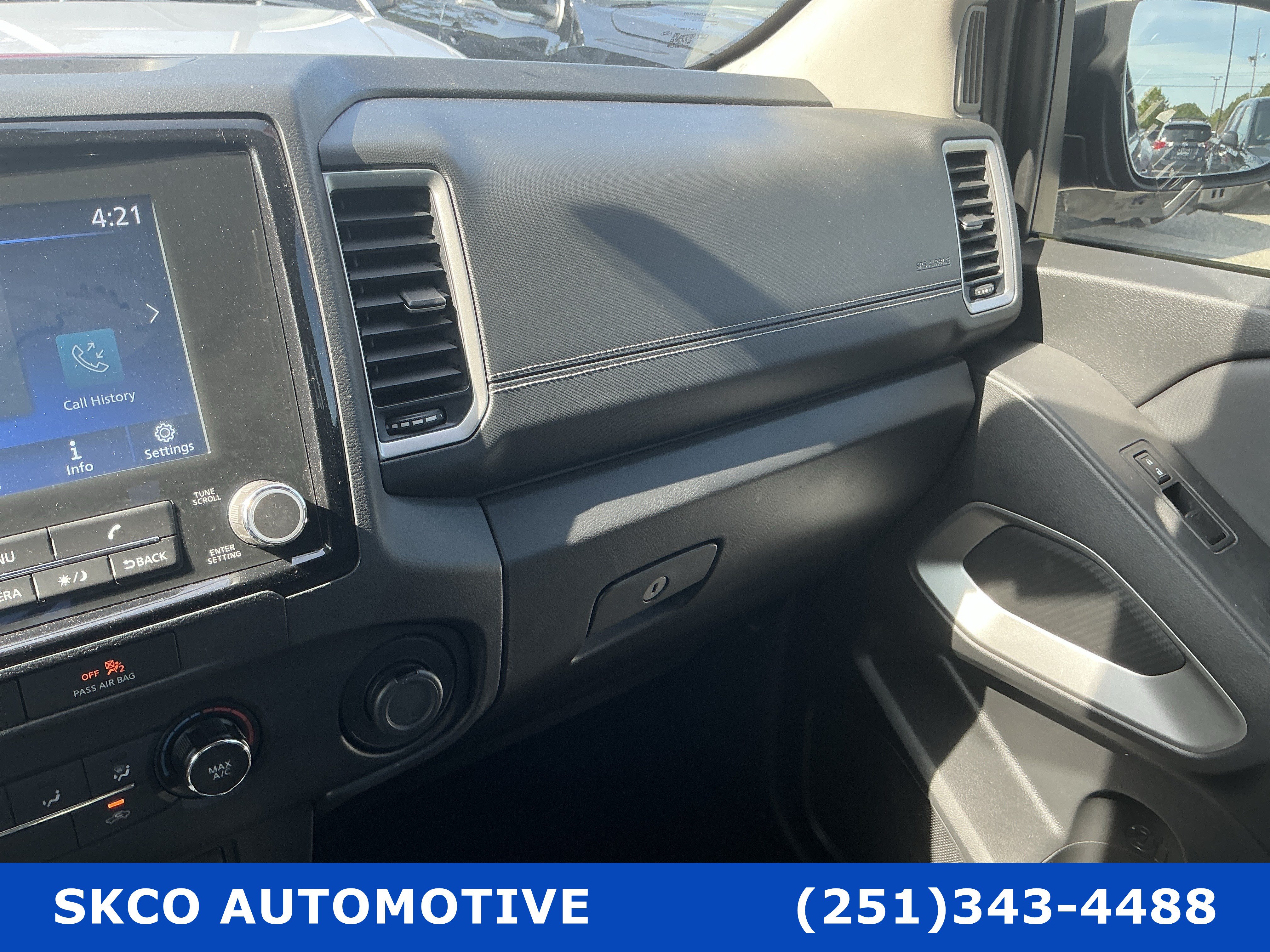 Used 2022 Nissan Frontier SV w/ Technology Package AWD/4WD image 24