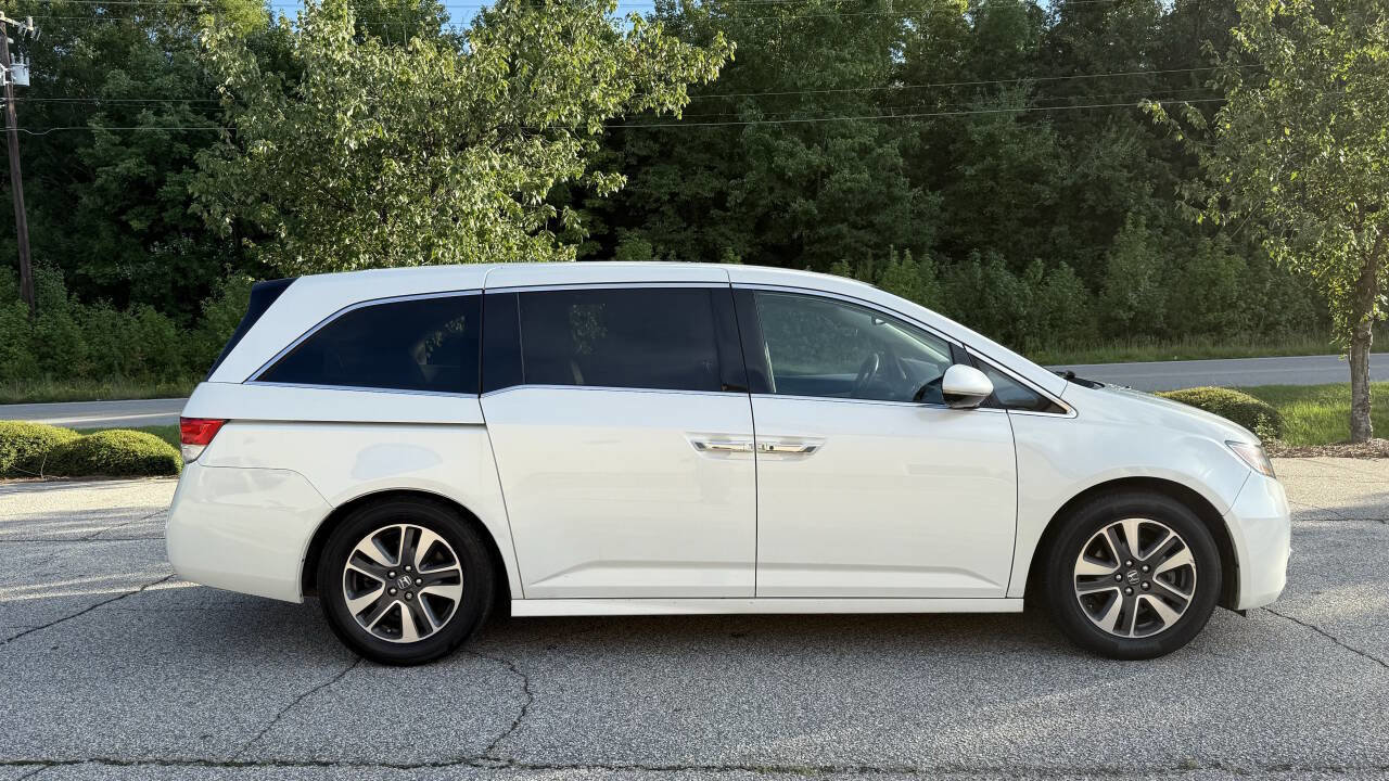 Used 2014 Honda Odyssey Touring Elite image 8