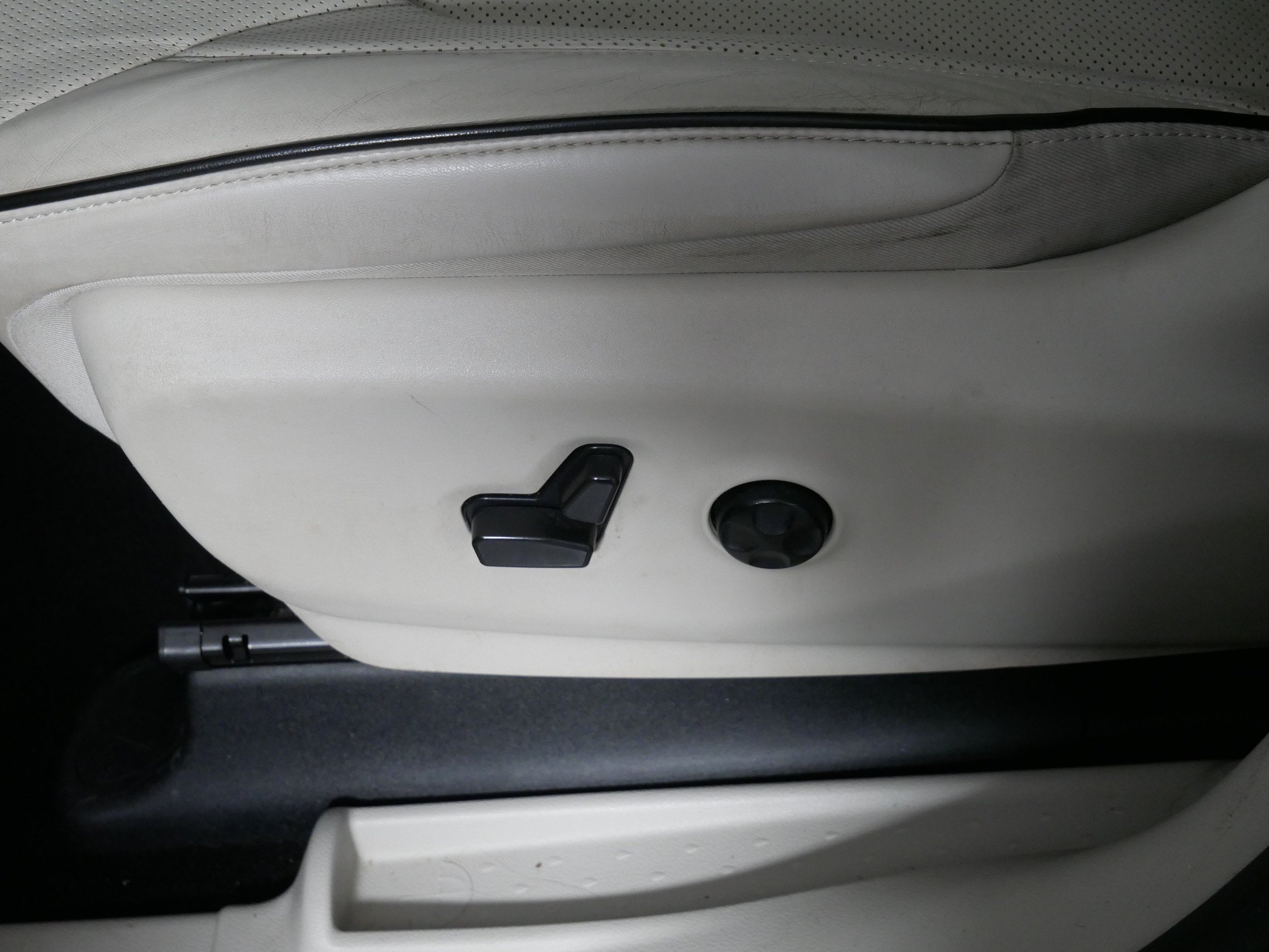 Used 2021 Chrysler Pacifica Limited AWD/4WD image 20