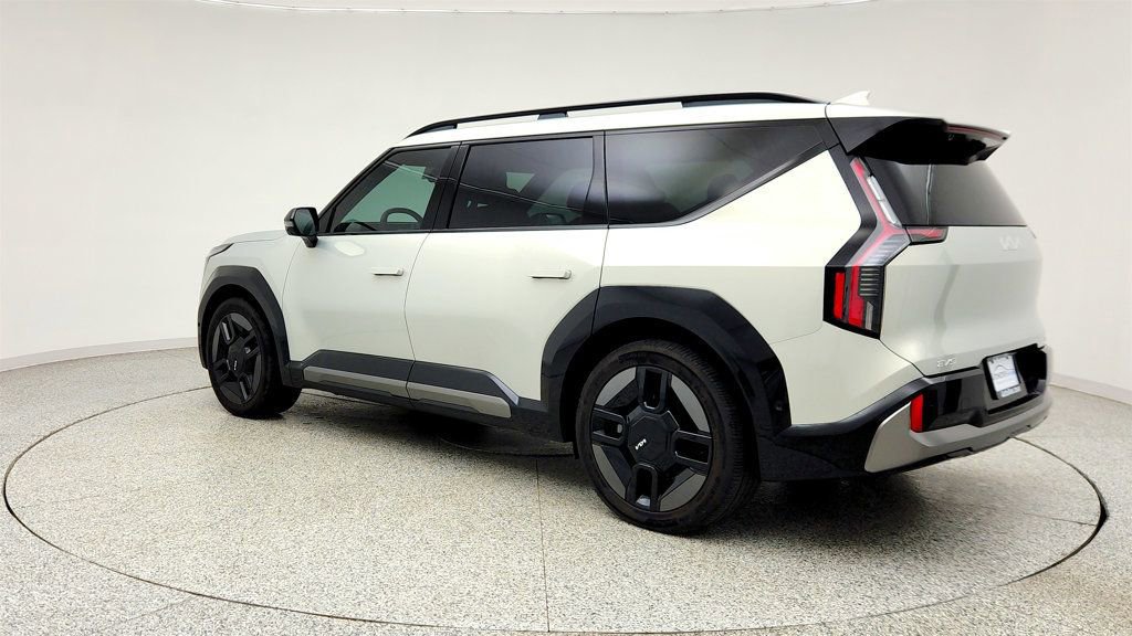 Used 2024 Kia EV9 GT-Line AWD/4WD image 7