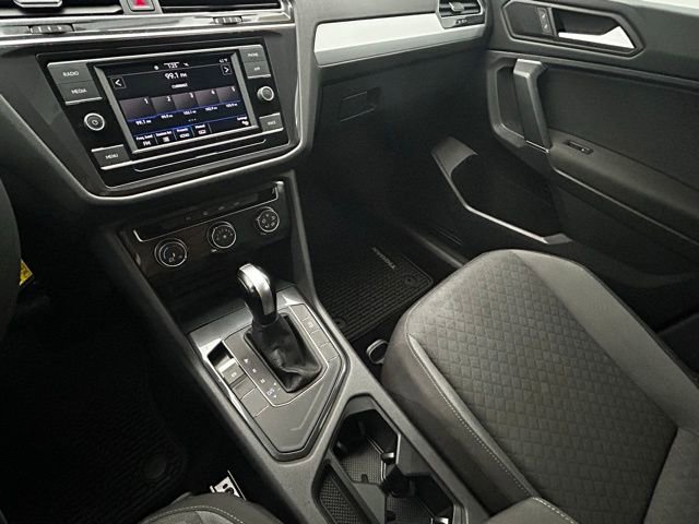 Used 2020 Volkswagen Tiguan S image 19