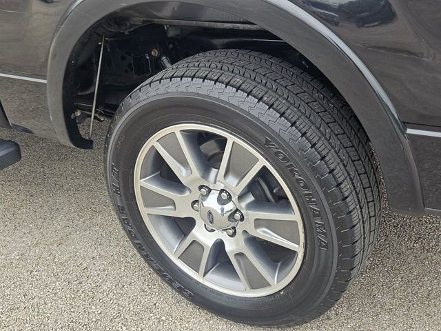 Used 2014 Ford F150 Lariat w/ Equipment Group 502A Luxury RWD image 11