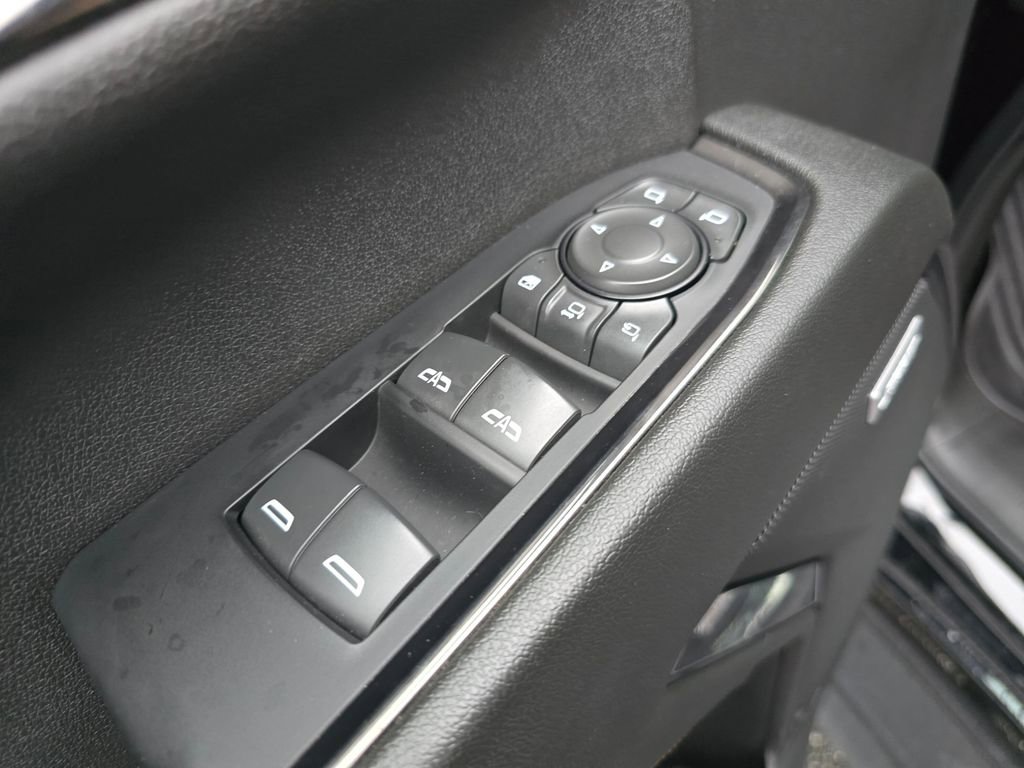 Used 2024 GMC Sierra 2500 AT4 w/ AT4 Premium Plus Package AWD/4WD image 19