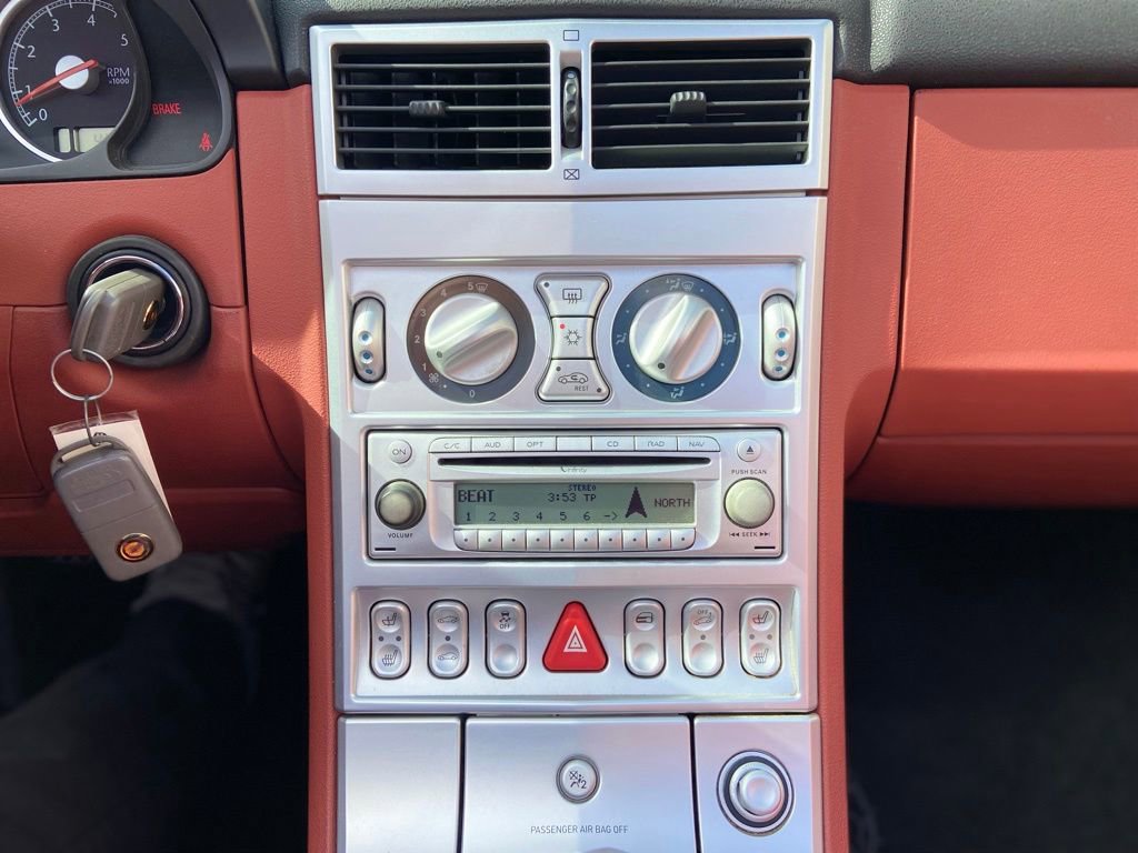 Used 2008 Chrysler Crossfire Limited RWD image 27