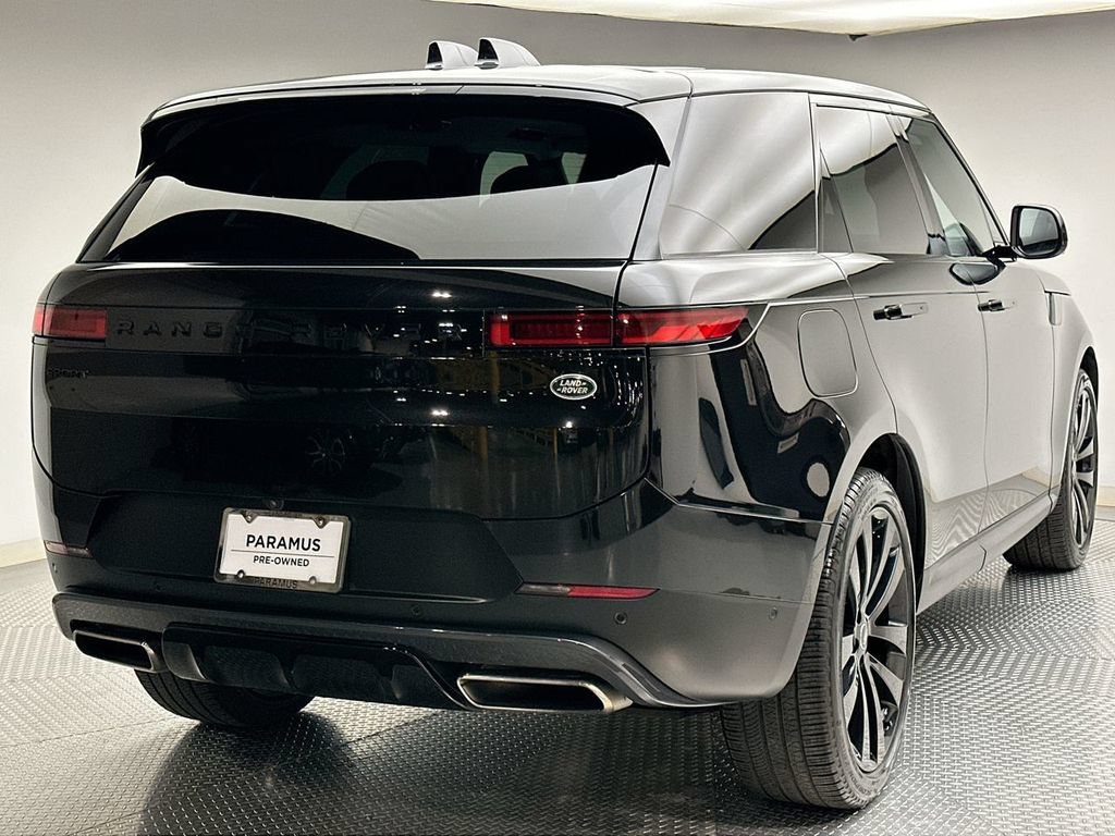 Used 2023 Land Rover Range Rover Sport SE AWD/4WD image 13