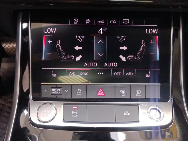 Used 2019 Audi Q8 Premium image 24