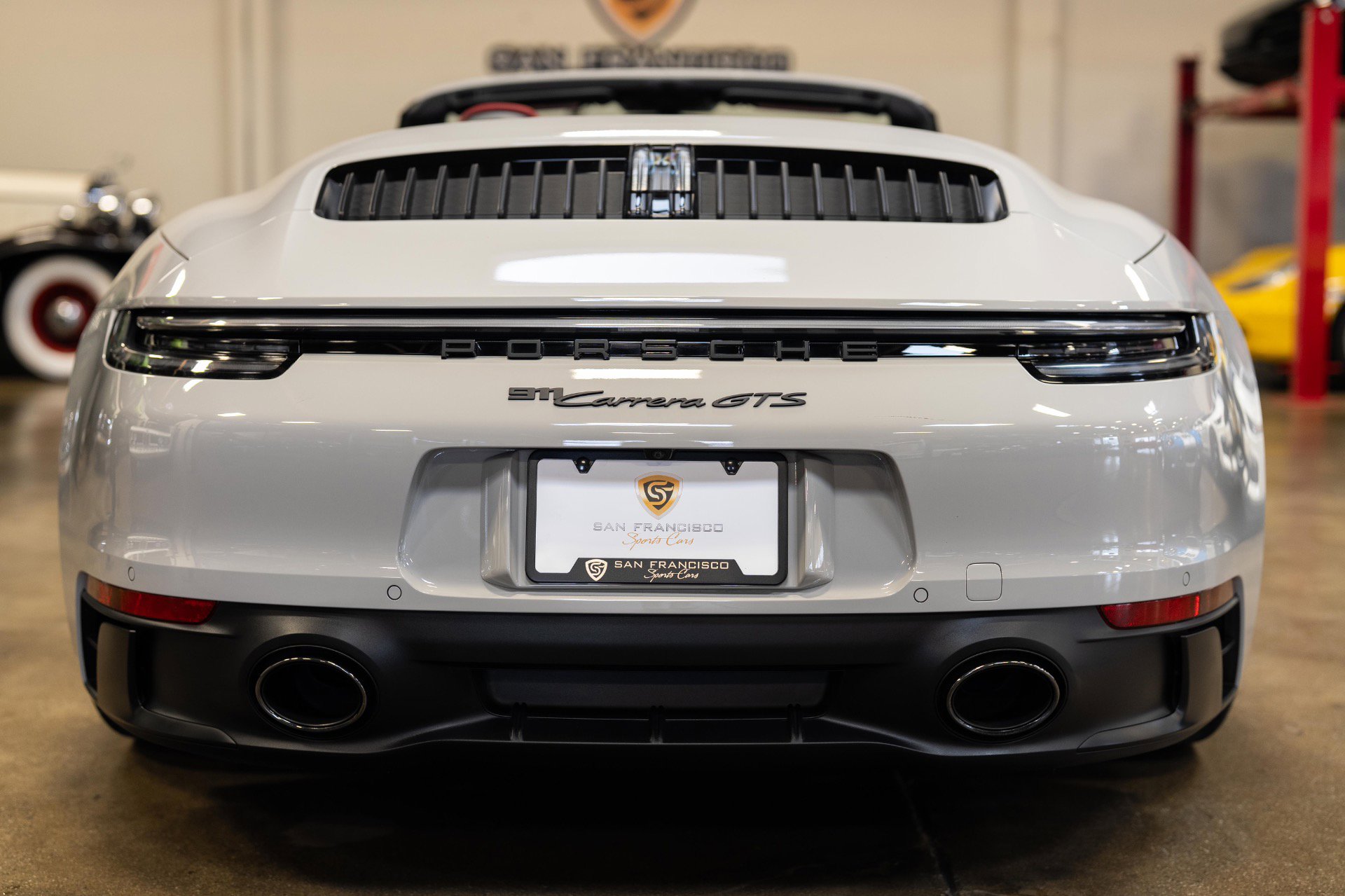 Used 2022 Porsche 911 Carrera GTS RWD image 35
